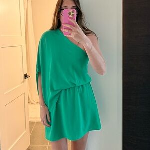 Vici Green One-Shoulder Dolman Sleeve Sundress